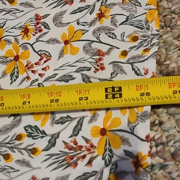 DIP BRAND WOMENS PLUS SIZE YELLOW FLORAL SLEEVELESS SUMMER TOP SIZE 3X - Picture 11 of 12